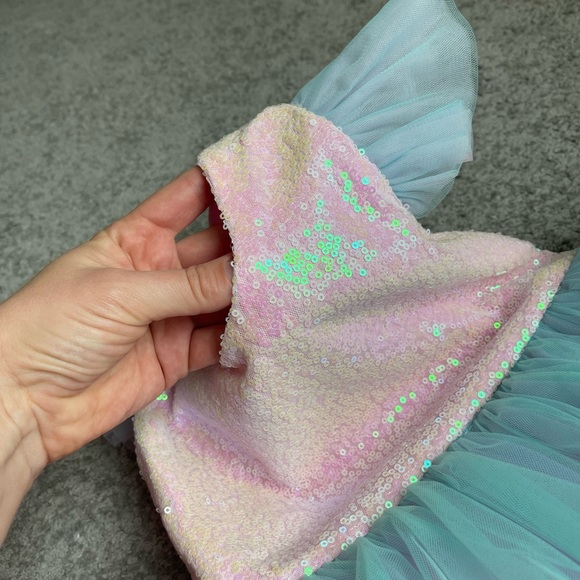 Girls formal dresses for 5-6 y.o. - Picture 7 of 7